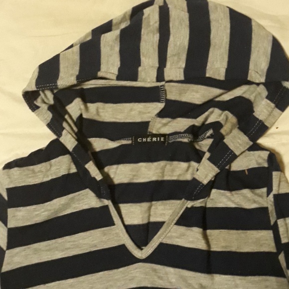 Last Price Cut Small OMG (on back) Long Sleeve Tee - Picture 3 of 6